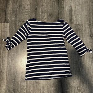 Old Navy Woman’s Blouse** (Closet)